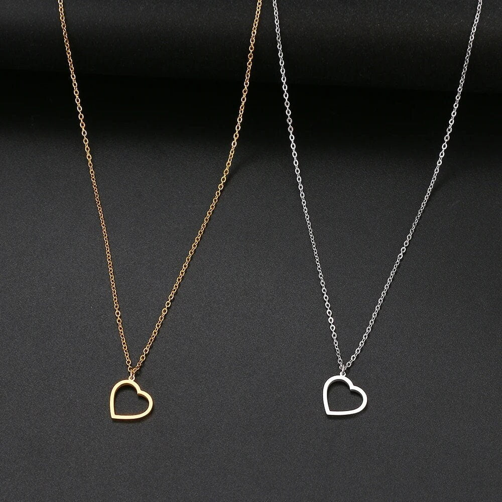 18K Gold Elegant Hollow Heart Necklace Jewelry Pendant 's Fashion Jewelry Friendship Necklace Chain Charm Best Friend Gift Jewelry Gift