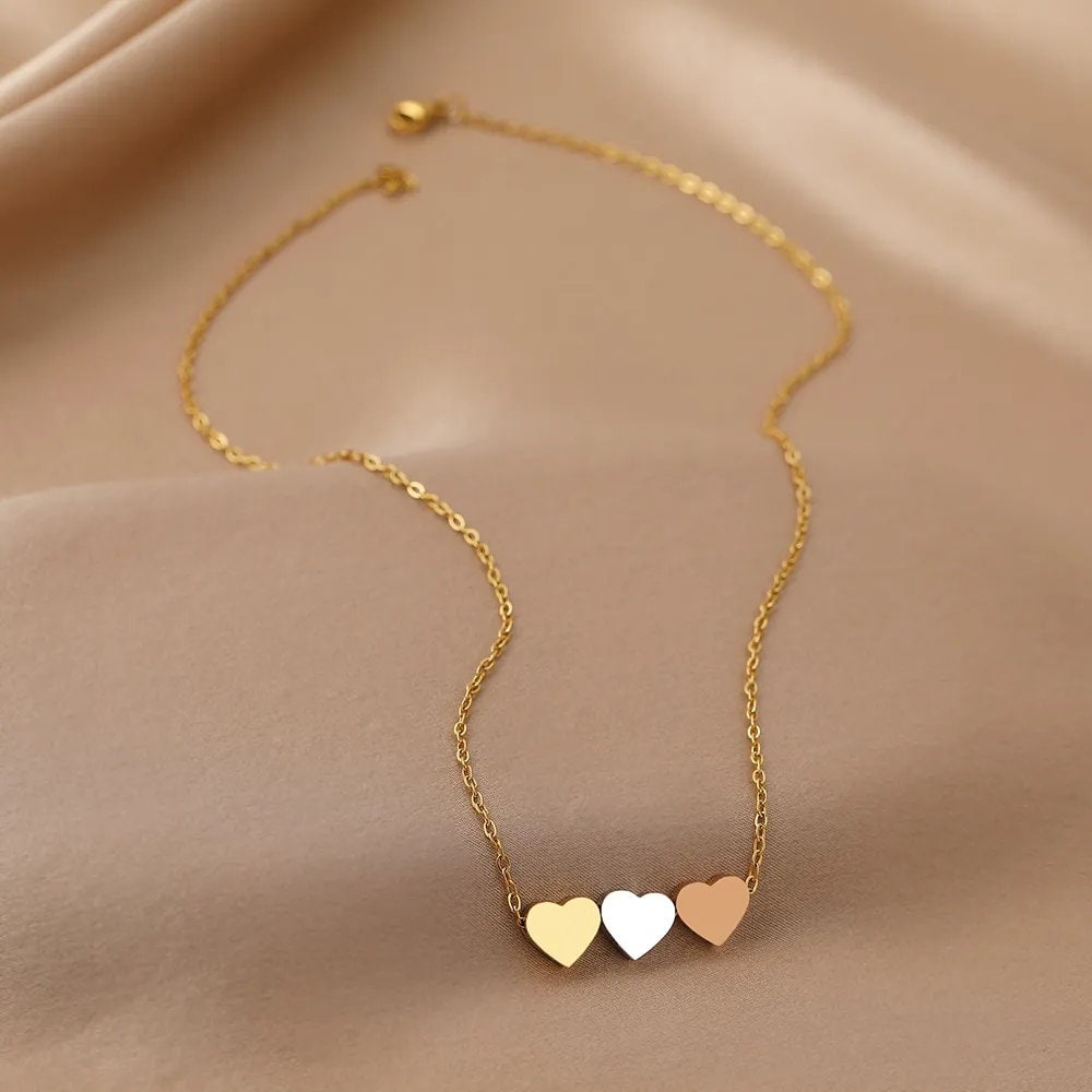 18K Gold 3 Sweetheart Heart Multicolor Necklace Pendant Jewelry Woman Fashion Necklace Charm Jewelry Gift Choker Small Heart Chain Necklace