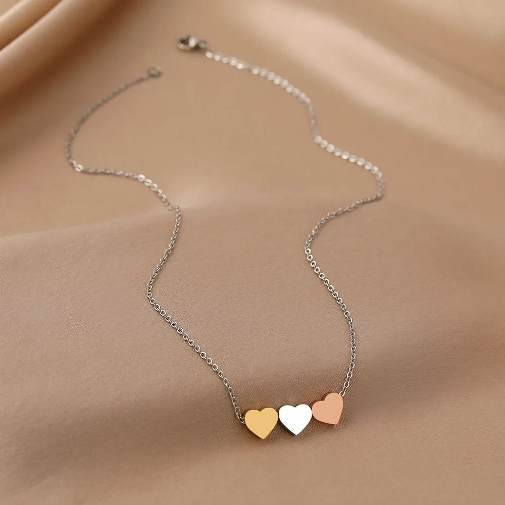 18K Gold 3 Sweetheart Heart Multicolor Necklace Pendant Jewelry Woman Fashion Necklace Charm Jewelry Gift Choker Small Heart Chain Necklace