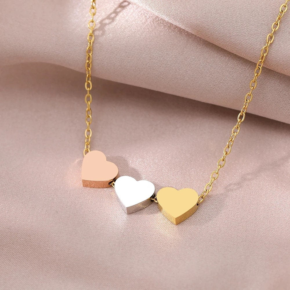 18K Gold 3 Sweetheart Heart Multicolor Necklace Pendant Jewelry Woman Fashion Necklace Charm Jewelry Gift Choker Small Heart Chain Necklace