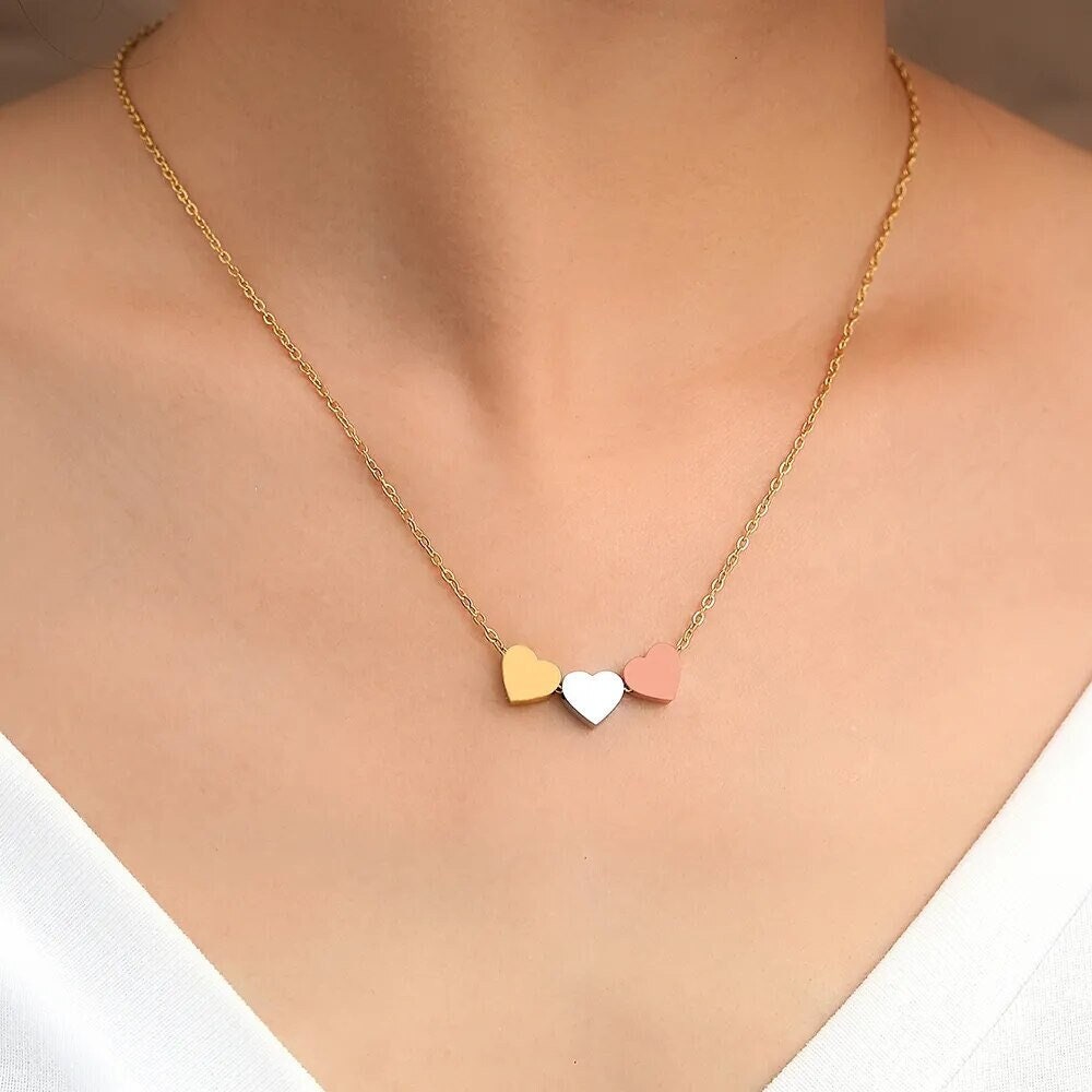 18K Gold 3 Sweetheart Heart Multicolor Necklace Pendant Jewelry Woman Fashion Necklace Charm Jewelry Gift Choker Small Heart Chain Necklace