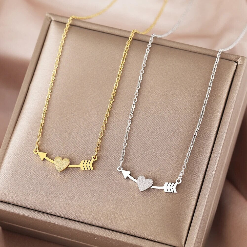 18K Gold Arrow Frosted Heart Necklace Pendant Arrow Frosted Heart Necklace Jewelry Pendant Necklace Charm Jewelry Gift Ideas Jewelry Gift