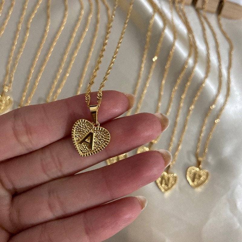 18K Gold Plated Personalized Initial Heart Letter Necklace Customized A-Z Custom Pendant Necklace Jewelry Dainty Minimalist Handmade Gift