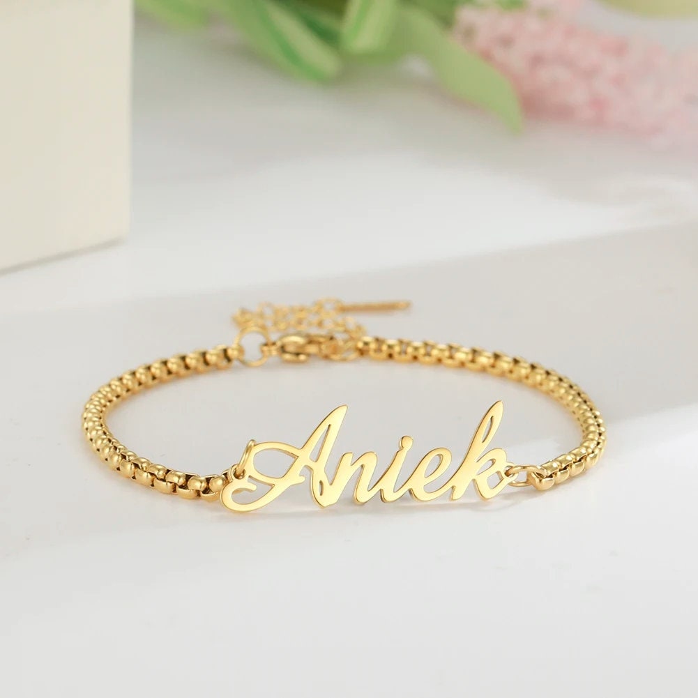 18K Gold Plated Personalized Name Bracelet Personalized Nameplate Bangle Custom Jewelry Bracelet Box Chain Bangle Jewelry Wrist Jewelry Gift