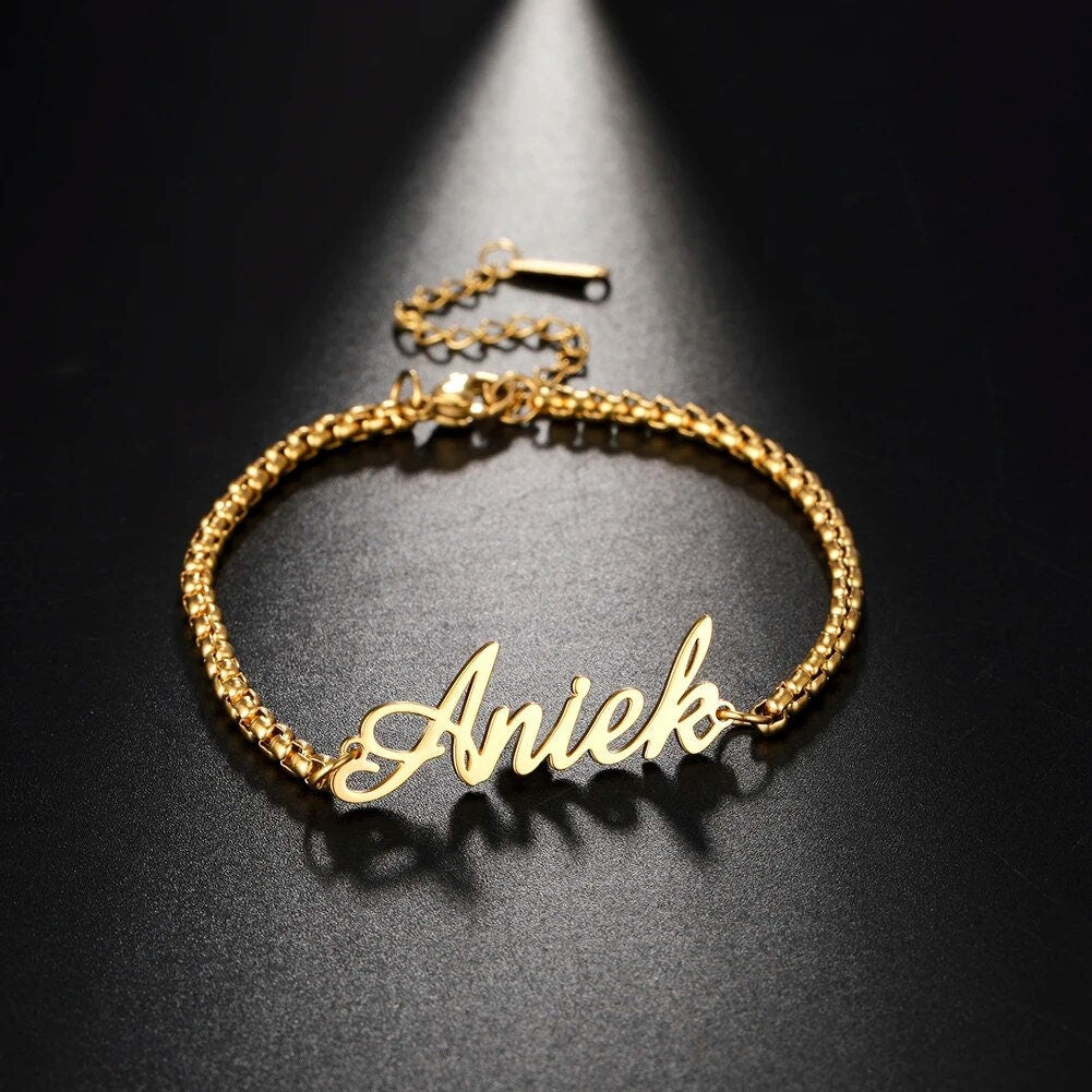 18K Gold Plated Personalized Name Bracelet Personalized Nameplate Bangle Custom Jewelry Bracelet Box Chain Bangle Jewelry Wrist Jewelry Gift