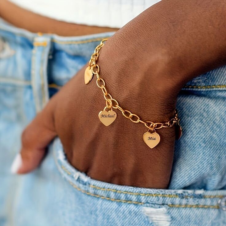 18K Gold Plated Engraved Heart Shaped Charm Bracelet, Customized Nameplate Bracelet, Personalized Heart Jewelry Custom Jewelry Gift for Her