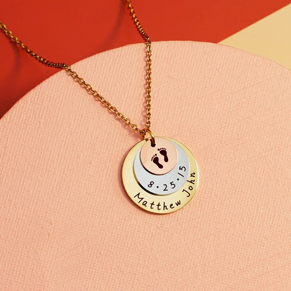 18K Gold Plated Personalized Baby Born Necklace Customized 3 Multi-Color Layered Circle Name Necklace Engraved Children Name Jewelry For Mom