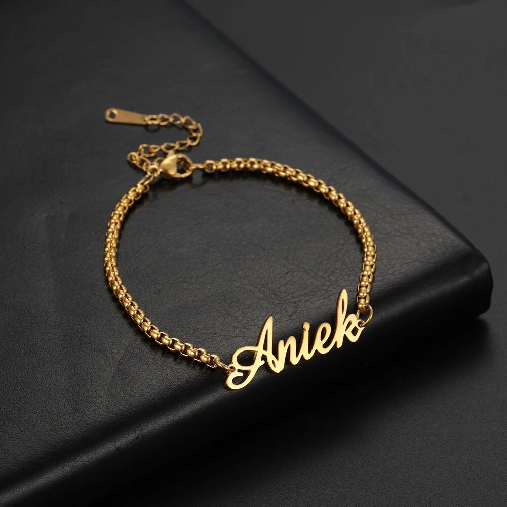 18K Gold Plated Personalized Name Bracelet Personalized Nameplate Bangle Custom Jewelry Bracelet Box Chain Bangle Jewelry Wrist Jewelry Gift