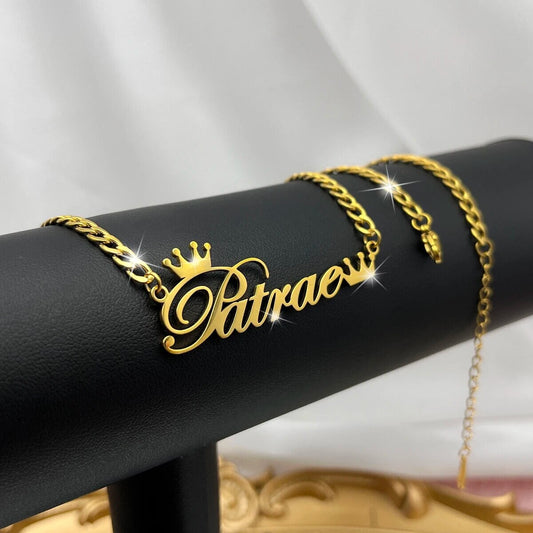 18K Gold Plated Personalized Name Crown Necklace, Customized Name Necklace Handcrafted Jewelry Custom Nameplate Pendant Gift For Mom, Wife