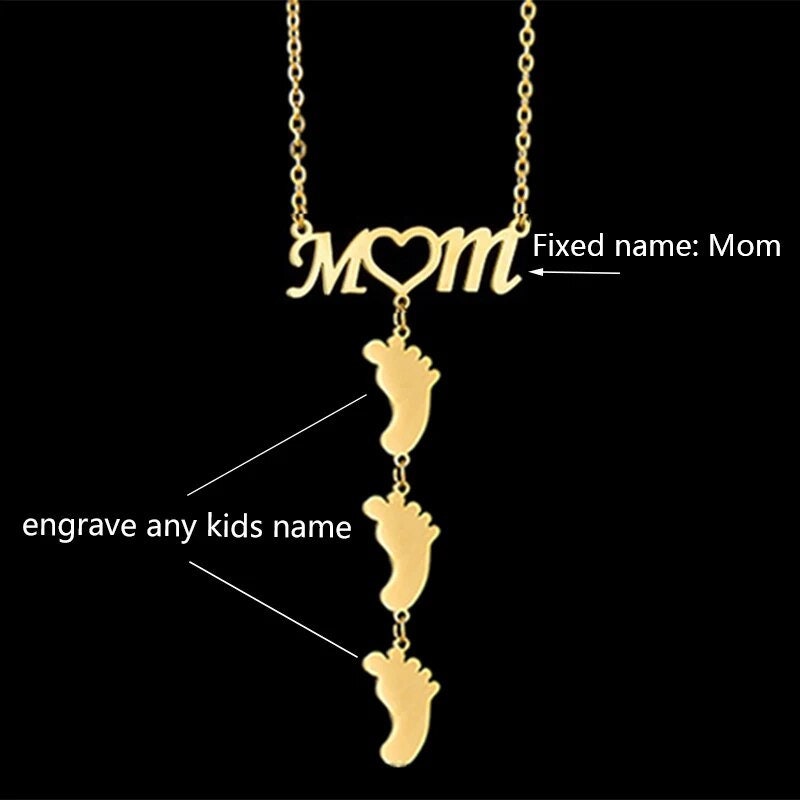 18K Gold Plated Personalized Mum Family Infinity Name Necklace Custom Engraved Footprint Zircon Baby Feet Pendant Handcrafted Jewelry Gift