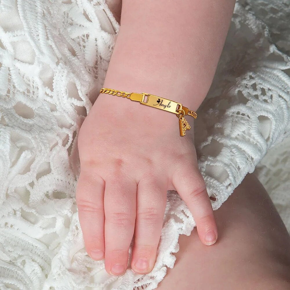 18K Gold Plated Personalized Baby Initial Letter Bracelet Customized Jewelry Nameplate Engraved Baby Custom Children's Jewelry For Baby Gift