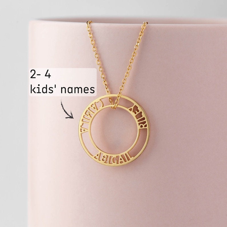 18K Gold Plated Personalized Hollow Round Name Necklace Customized Jewelry Engraved 2-4 Name Pendant Handcrafted Jewelry Unique Gift For Mom