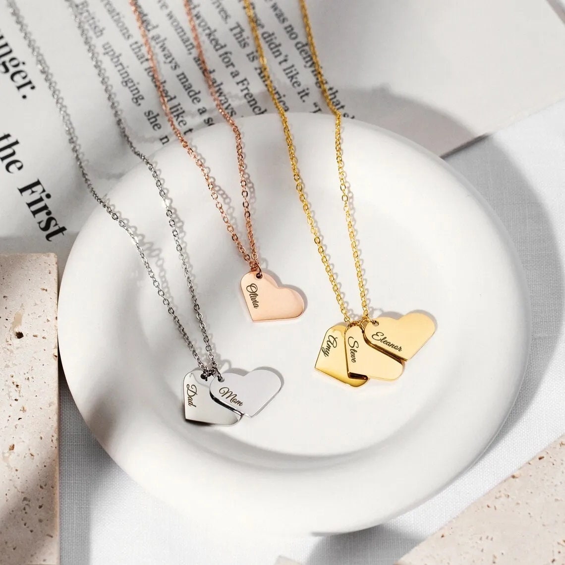 18K Gold Plated Personalized Multiple Heart Family Name Necklace Overlapping Round Disc Custom Mom Gift Engraved Kid Name Pendant Jewelry